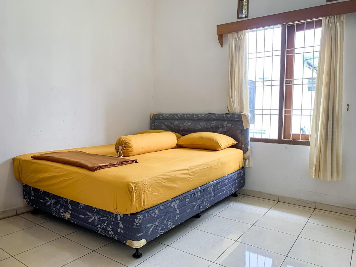Beranda Istirahat Villa 4Br At Galaxy Resort Puncak Cikundul Екстер'єр фото